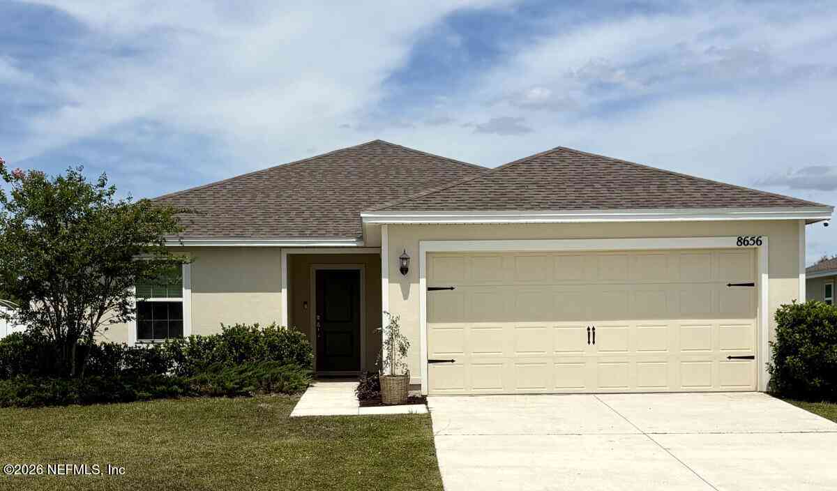 Homes For Sale - 8656 Newnan Lake Drive<br/> Macclenny, FL 32063