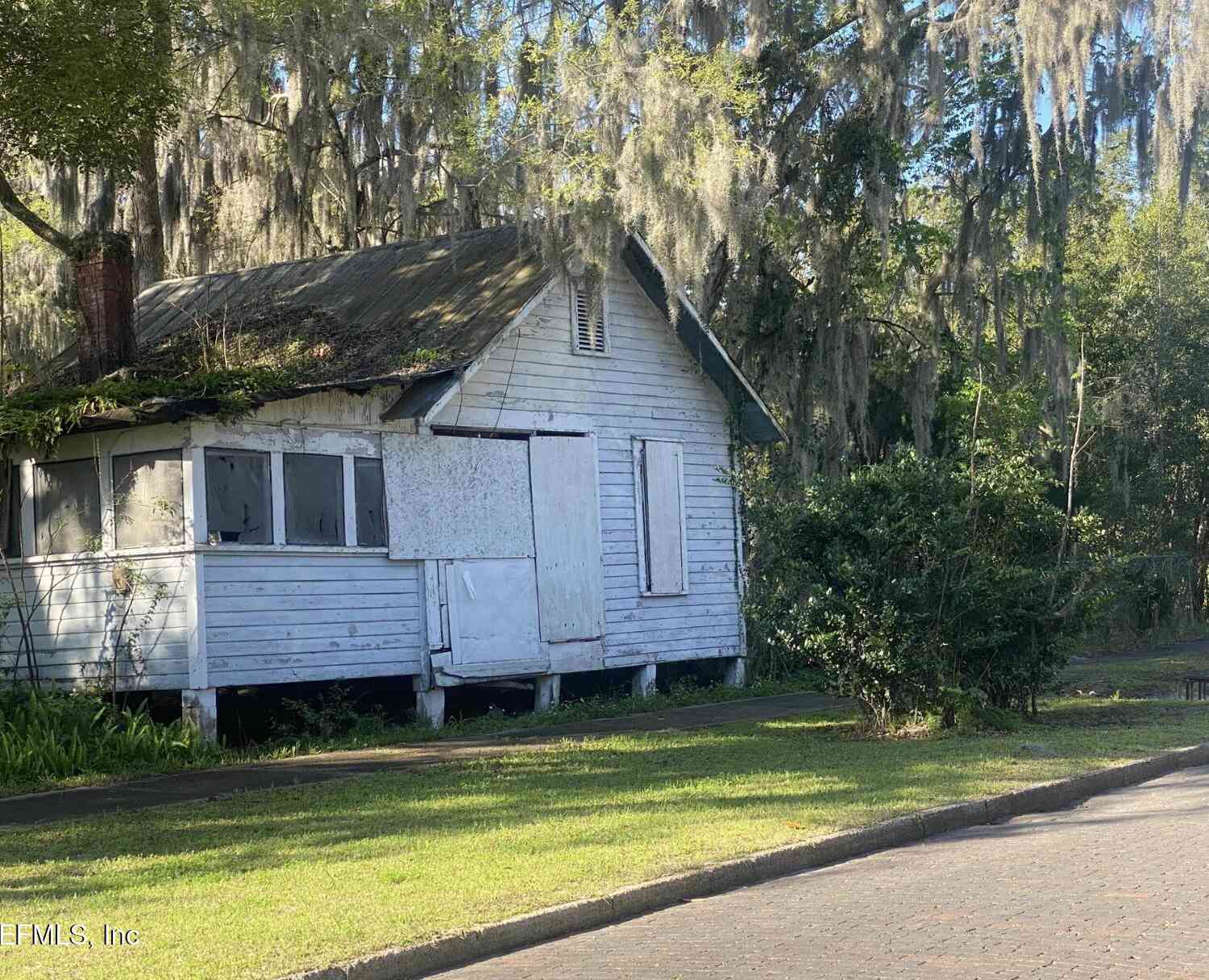 Homes For Sale - 705 Olive Street<br/> Palatka, FL 32177