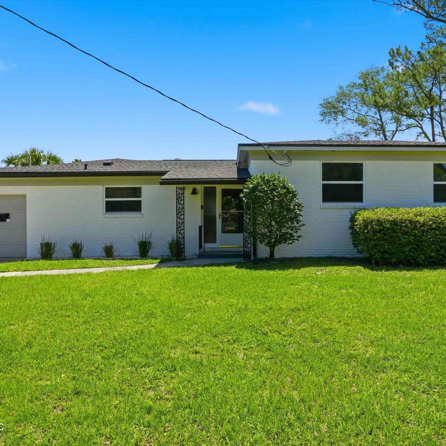 Homes For Sale - 3841 Rogero Road<br/> Jacksonville, FL 32277