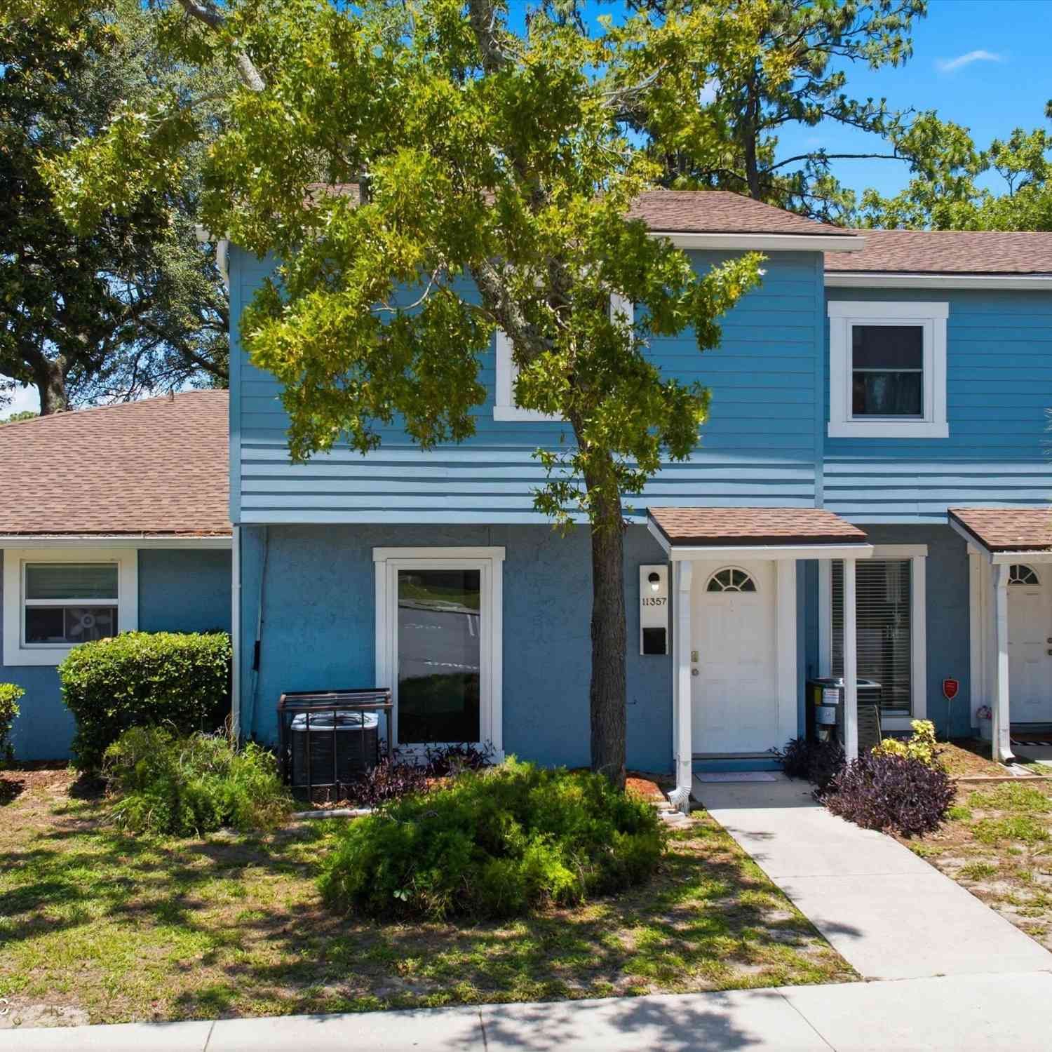 Townhouse For Sale - 11357 White Bay Lane<br/> Jacksonville, FL 32225
