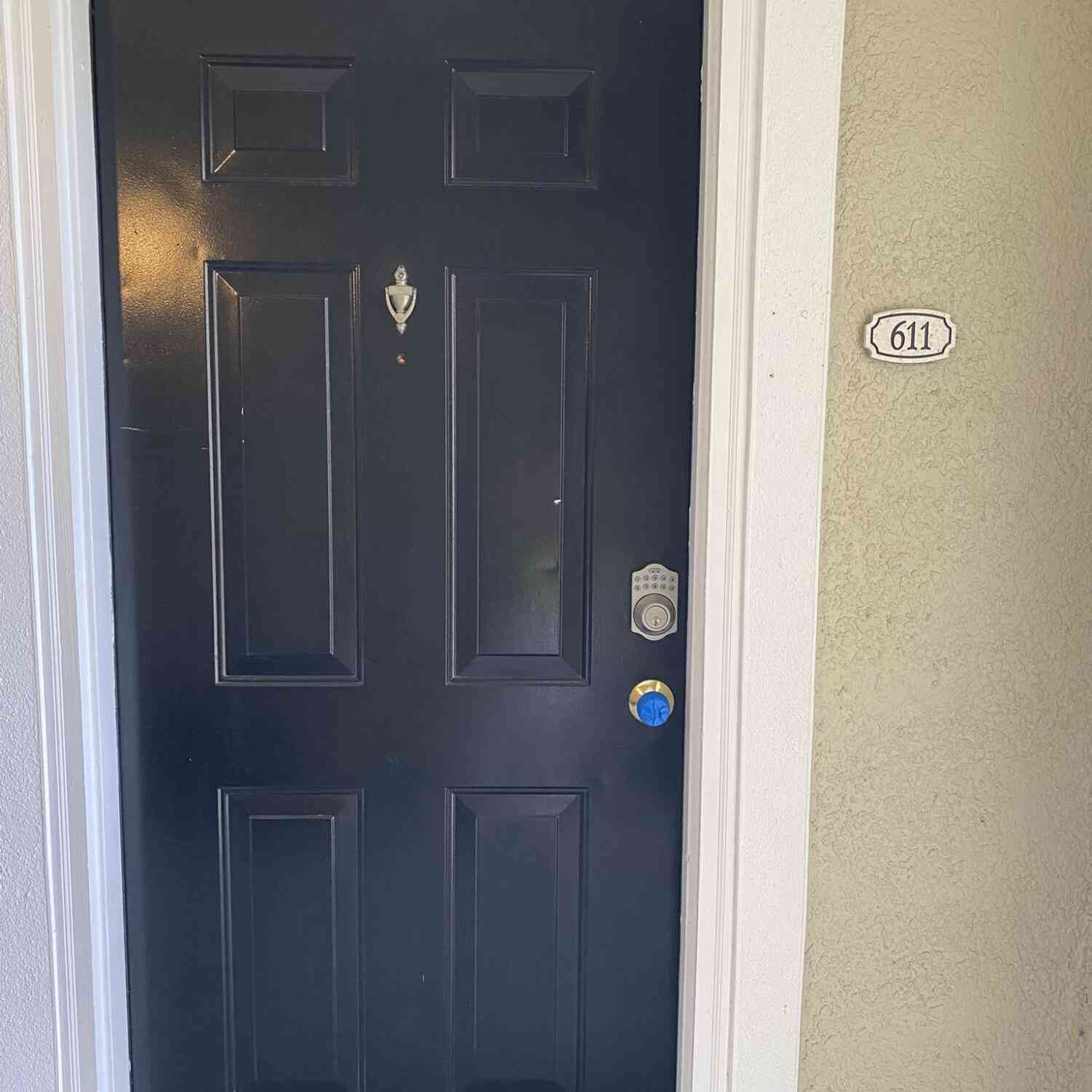Condo For Sale - 8290 Gate Parkway #611<br/> Jacksonville, FL 32216