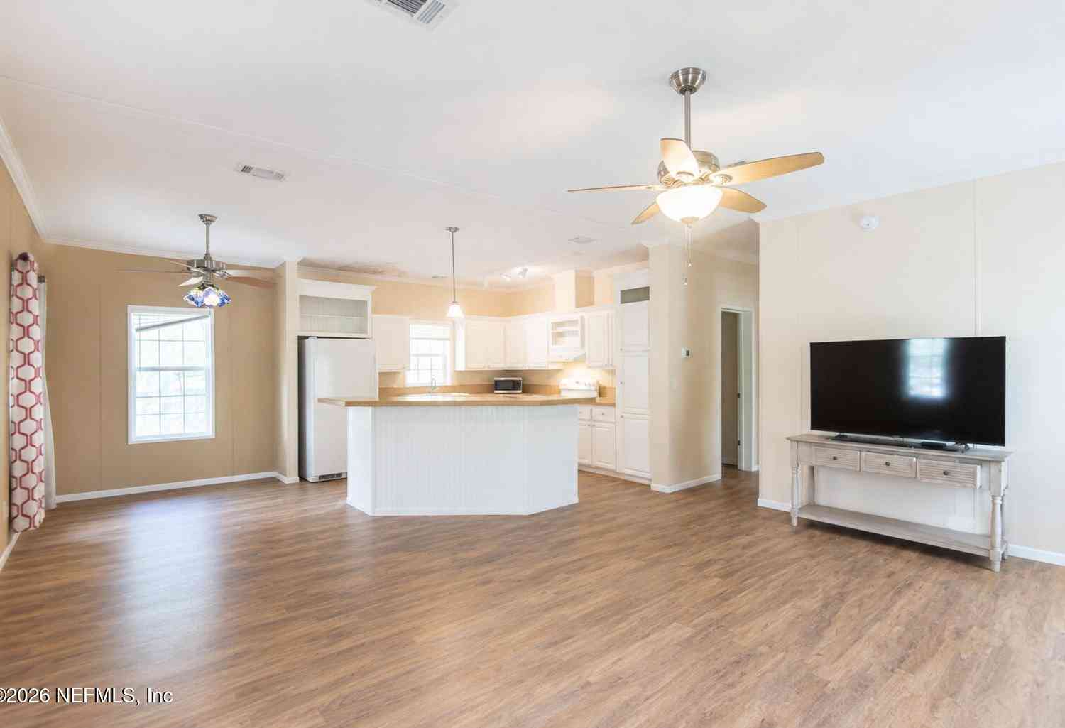 Mobile Home For Sale - 123 Folklore Drive<br/> Satsuma, FL 32189