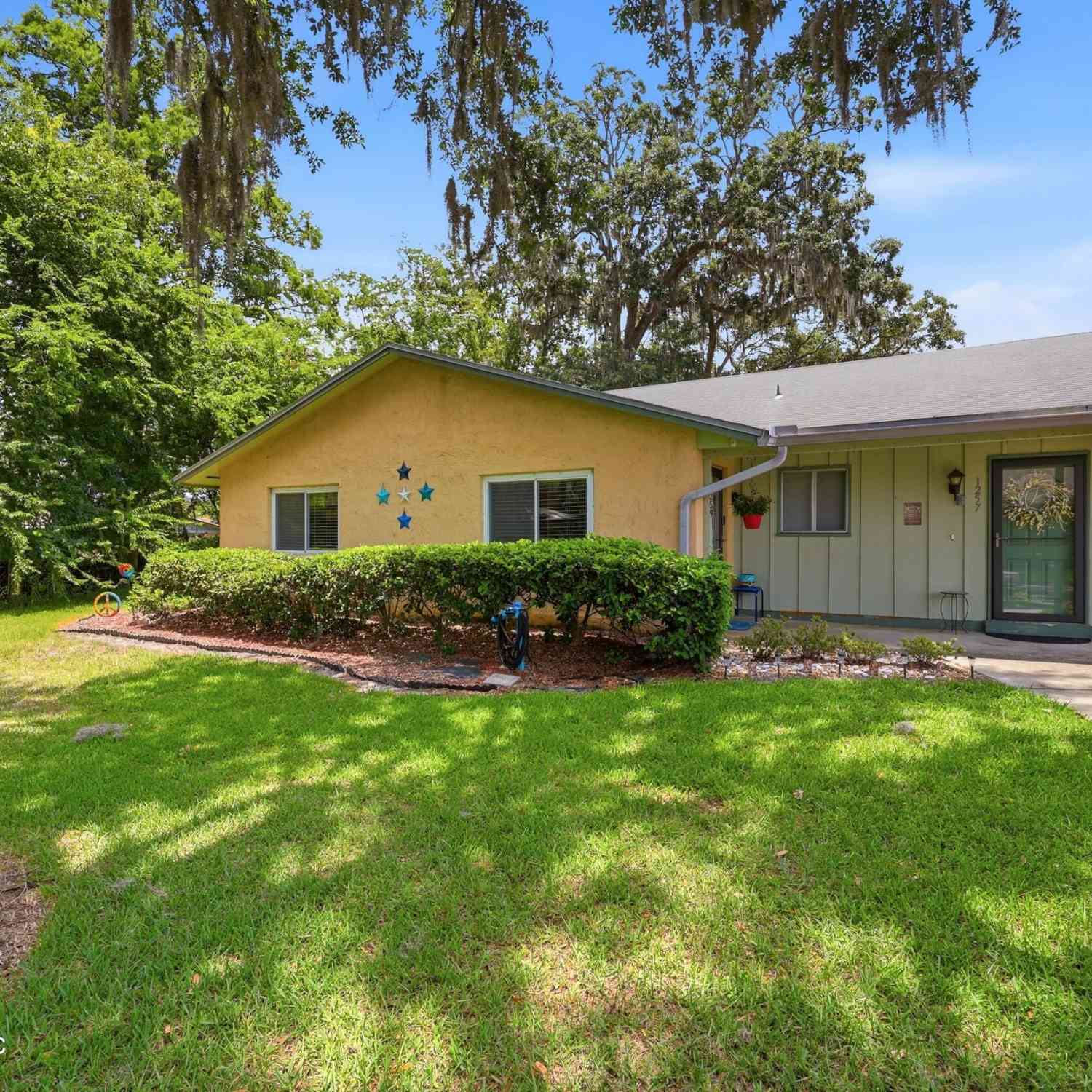 Condo For Sale - 1259 The Grove Road<br/> Orange Park, FL 32073