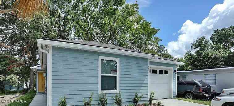 Homes For Sale - 2025 Commonwealth Avenue<br/> Duval County, Jacksonville, FL 32209