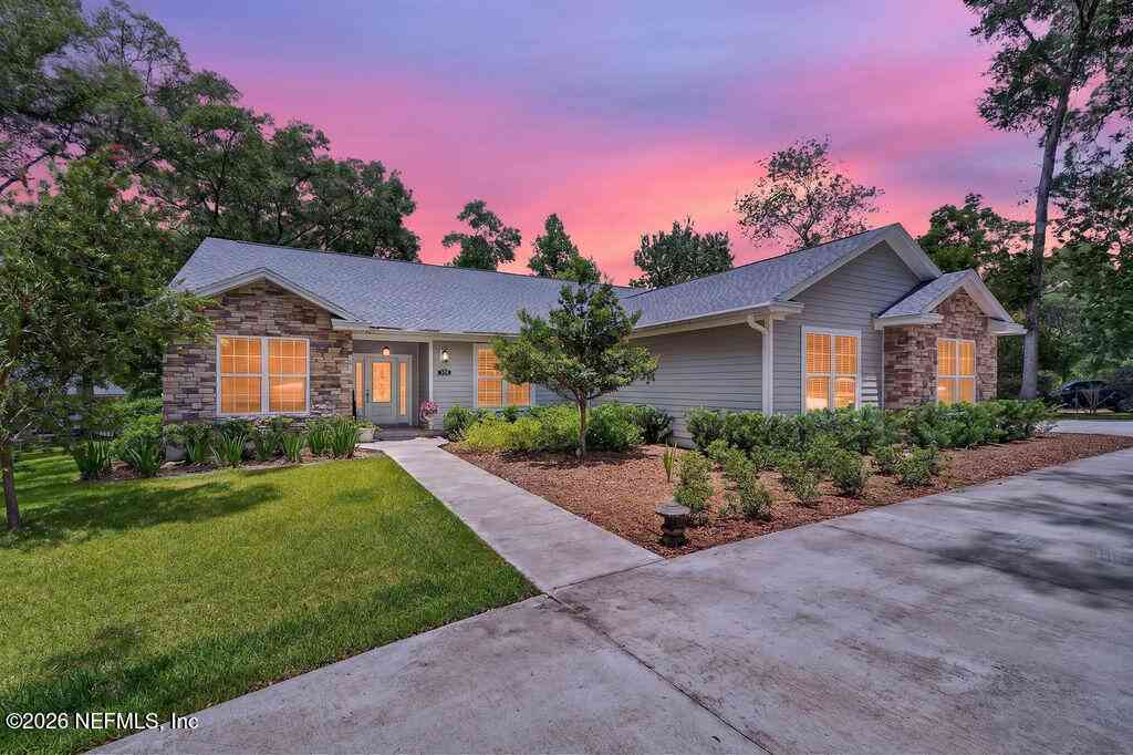 Homes For Sale - 2574 Crooked Creek Point<br/> Middleburg, FL 32068