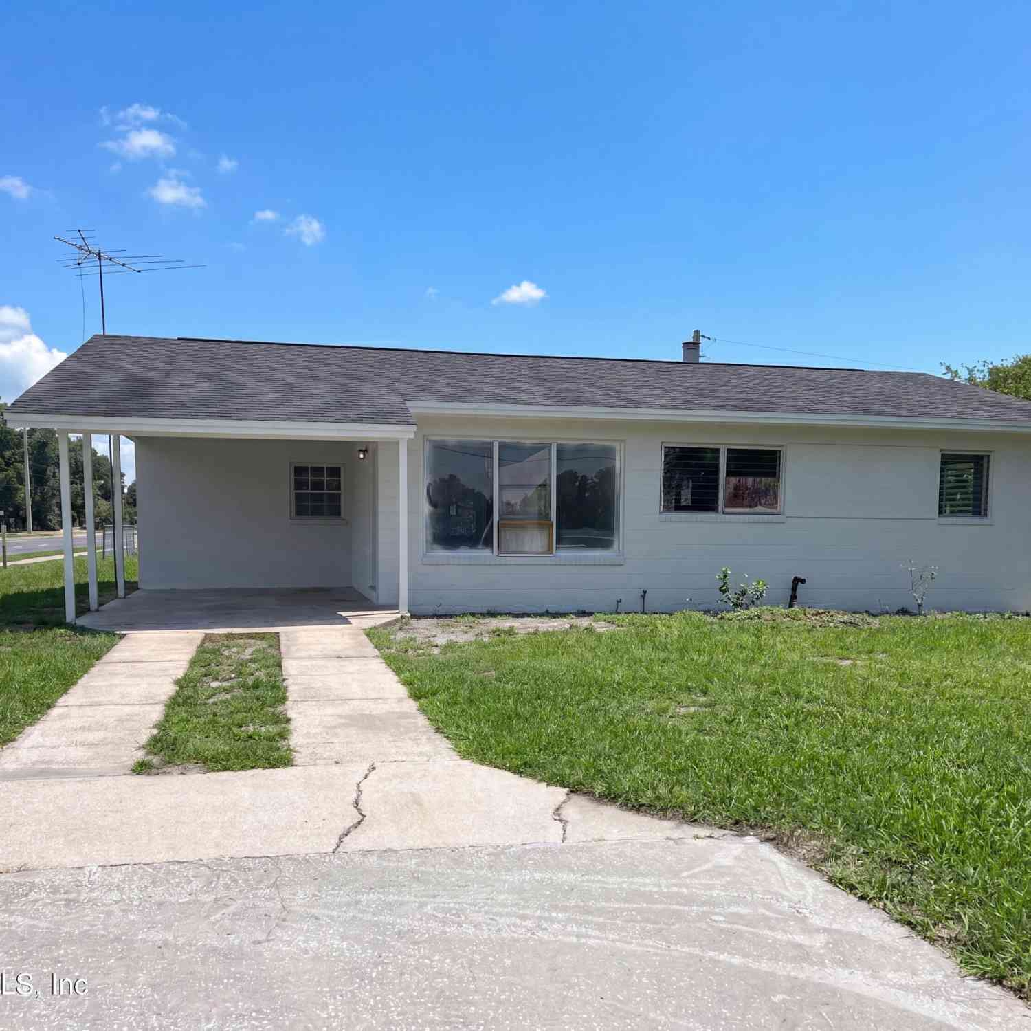 Homes For Sale - 3201 Weaver Road<br/> Palatka, FL 32177