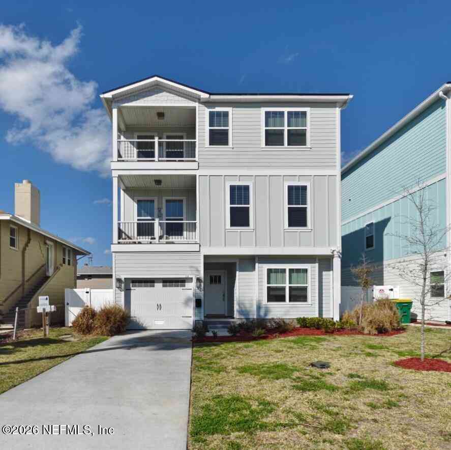 Multifamily For Rent - 215-217 N 12th Avenue<br/> Jacksonville Beach, FL 32250
