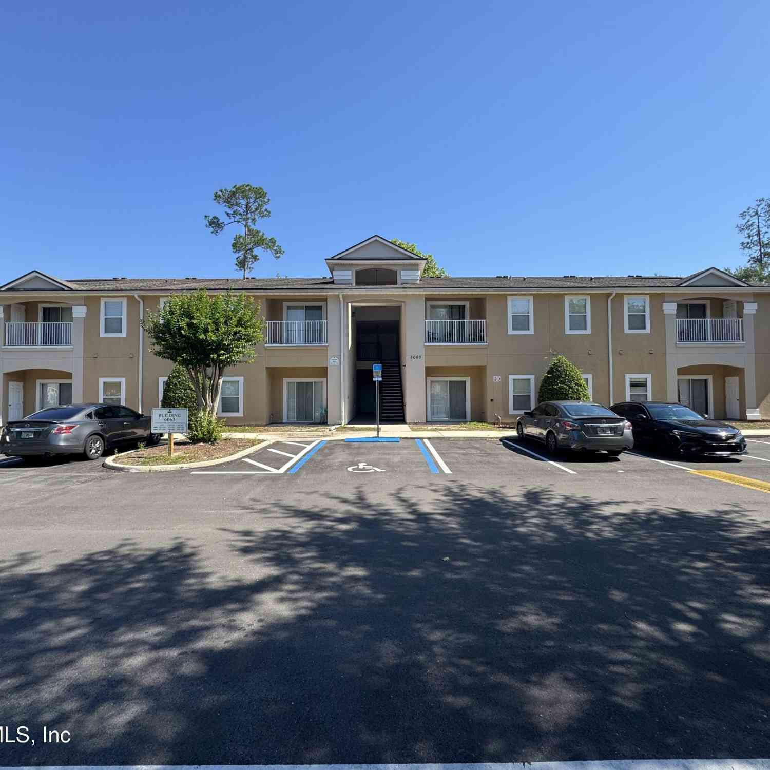 Condo For Rent - 6063 Maggies Circle #110<br/> Jacksonville, FL 32244
