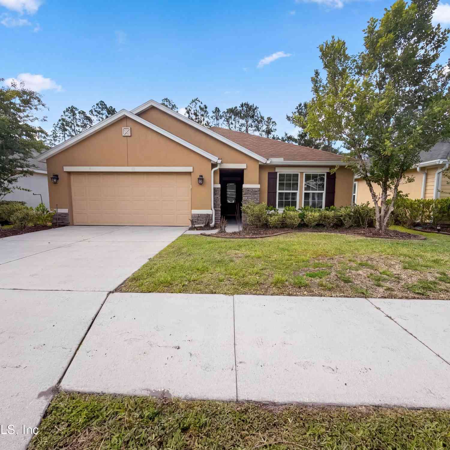 Homes For Sale - 351 Hepburn Road<br/> Orange Park, FL 32065