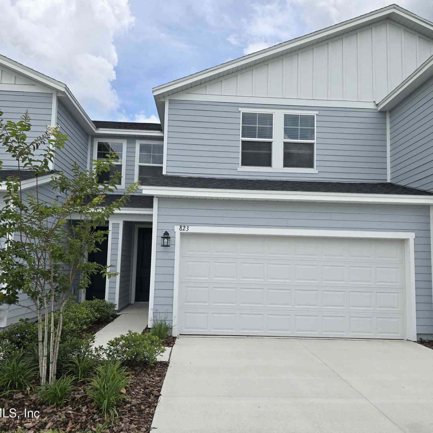 Townhouse For Sale - 823 Iken Street<br/> Middleburg, FL 32068