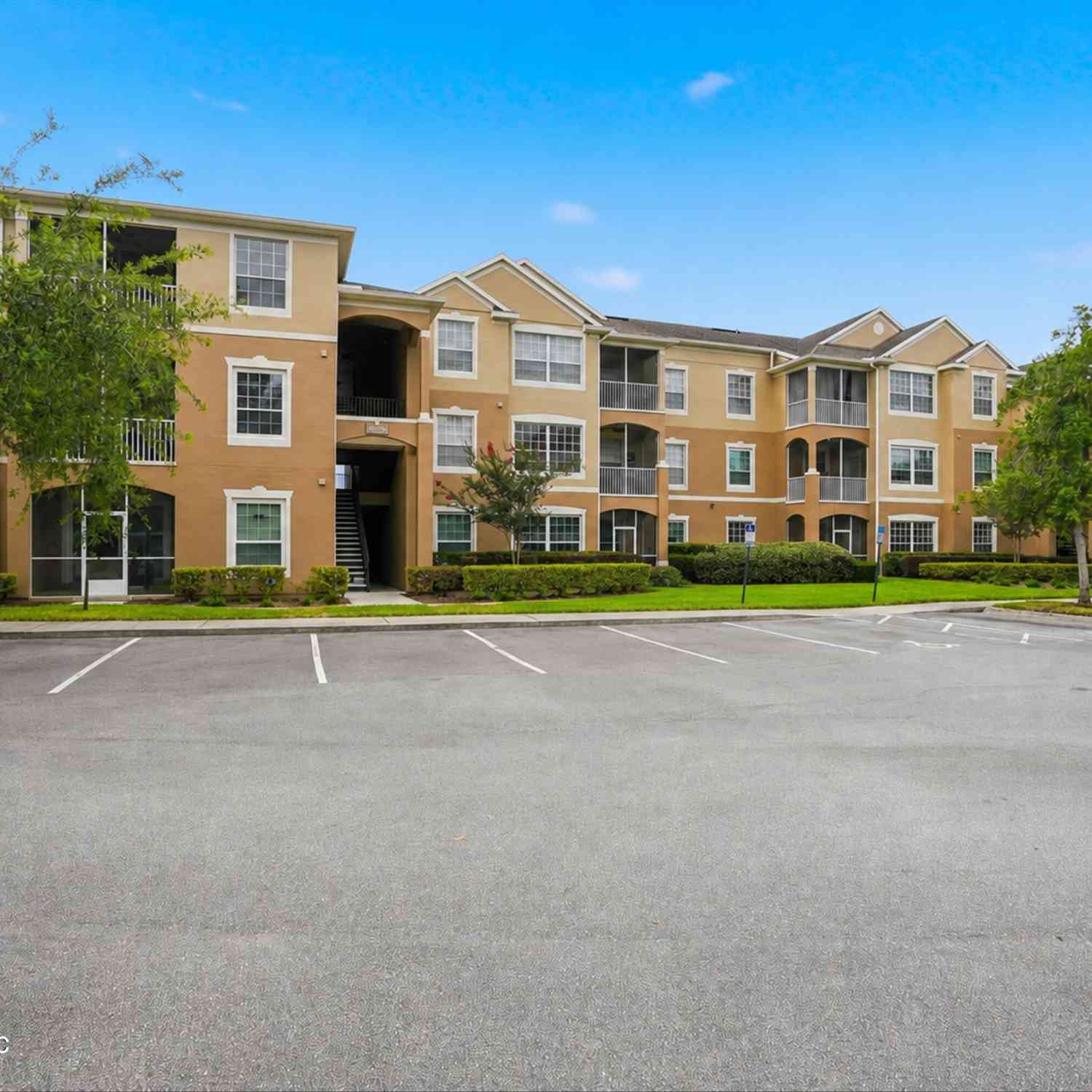 Condo For Sale - 7990 Baymeadows Road #918<br/> Jacksonville, FL 32256