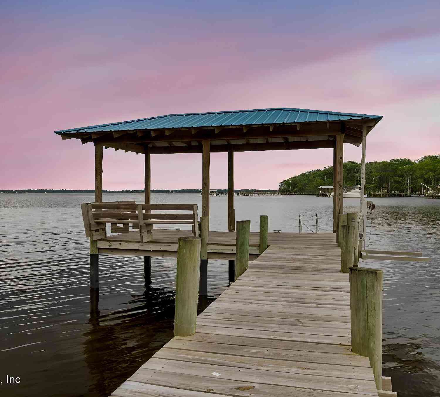 Homes For Sale - 140 Pioneer Trail<br/> Green Cove Springs, FL 32043