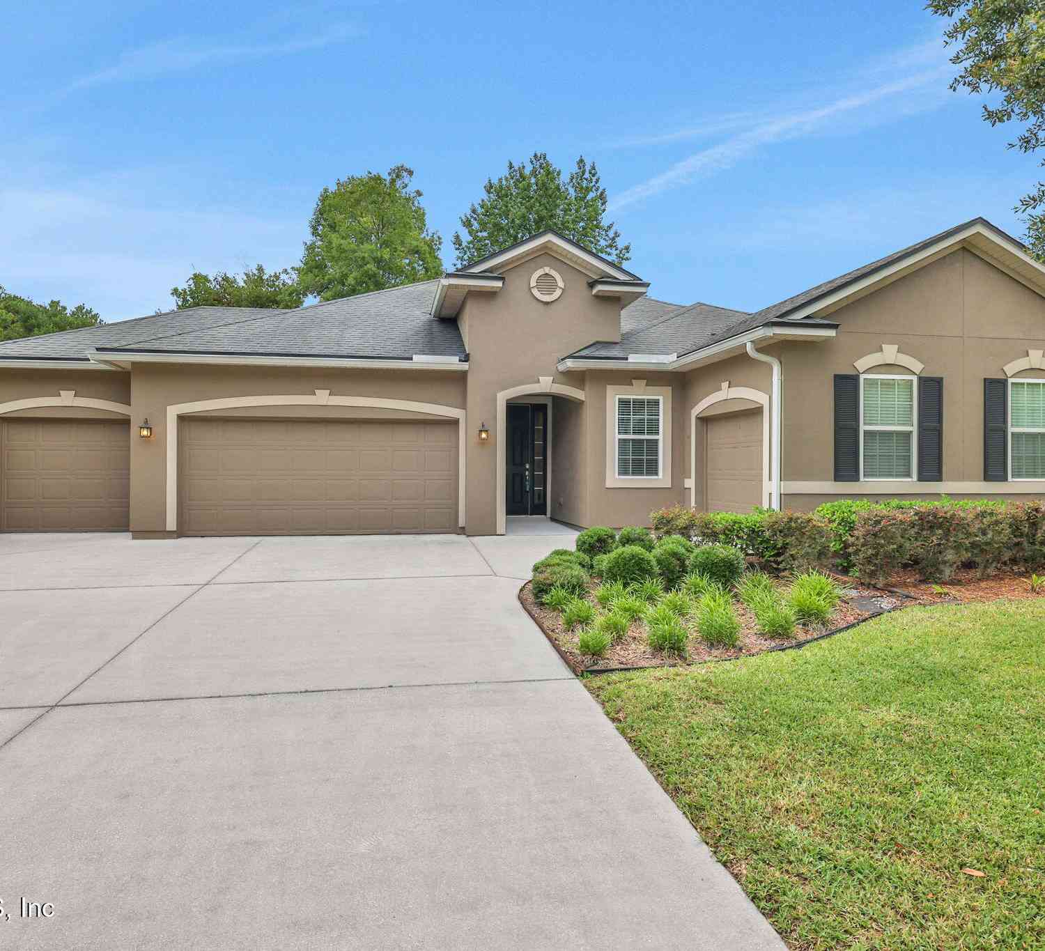 Homes For Sale - 16777 Oak Preserve Drive<br/> Jacksonville, FL 32226