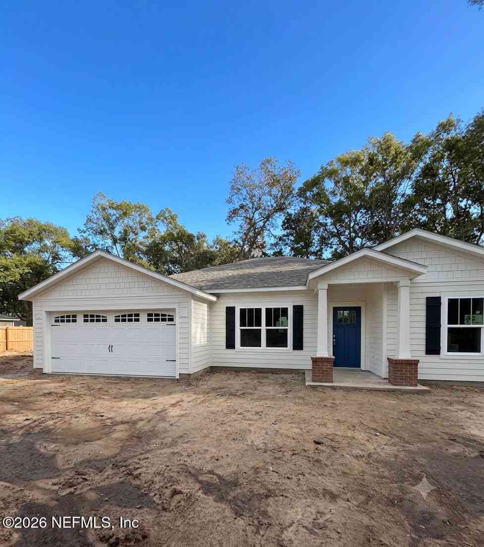 Homes For Sale - 13747 Hollings Street<br/> Jacksonville, FL 32218