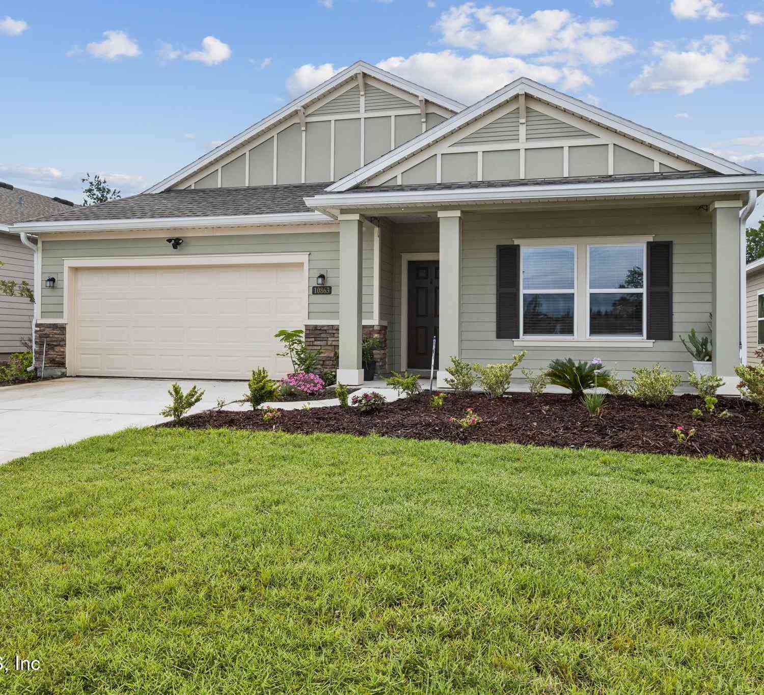 Homes For Sale - 10863 Ventnor Avenue<br/> Jacksonville, FL 32218