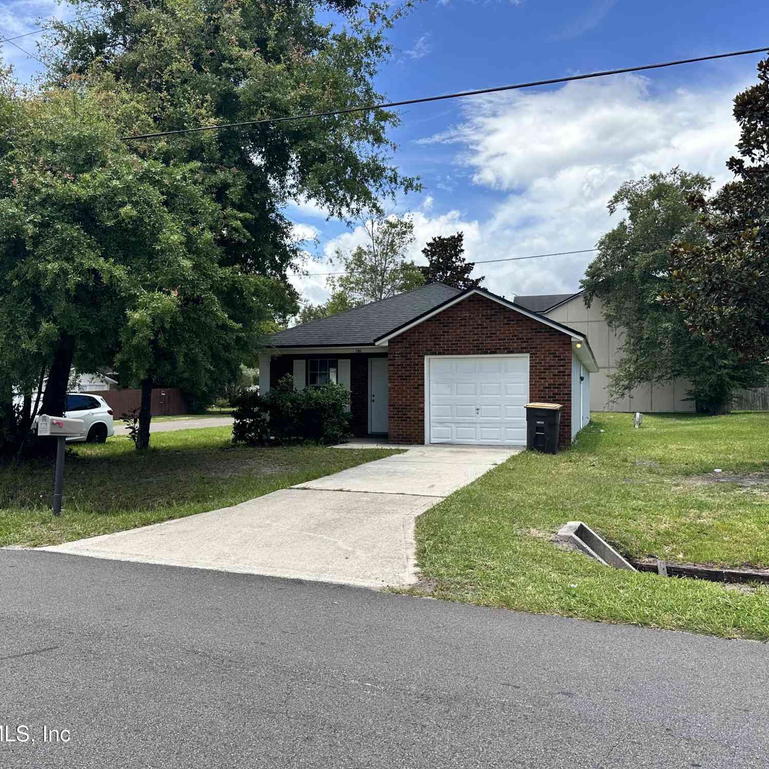 Homes For Sale - 1394 Manotak Avenue<br/> Jacksonville, FL 32210