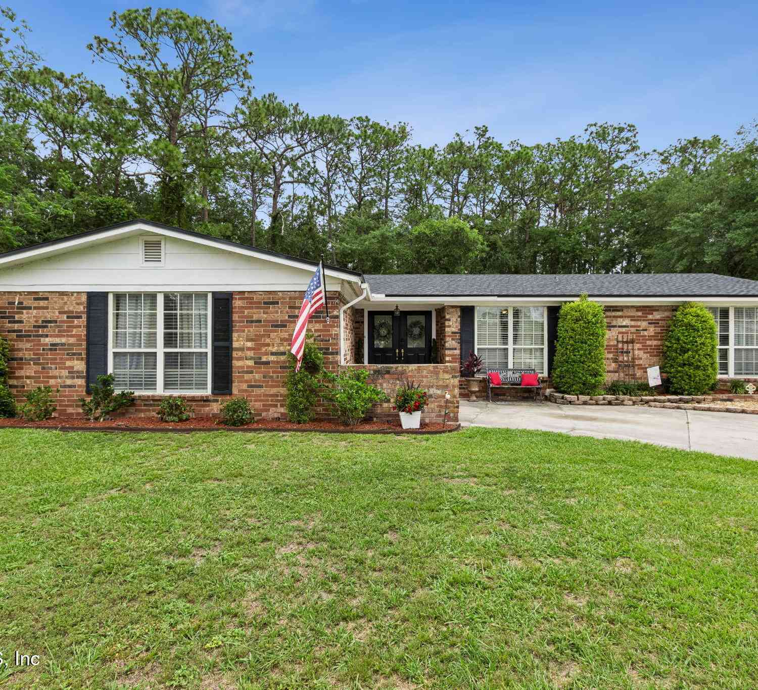 Homes For Sale - 1409 Sharonwood Lane Lane<br/> Duval County, Jacksonville, FL 32221