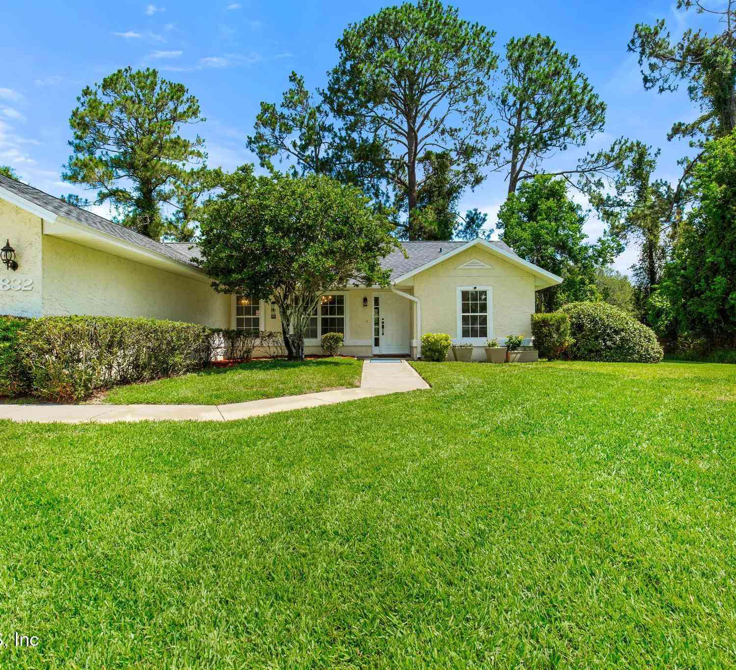 Homes For Sale - 832 White Eagle Circle<br/> Saint Augustine, FL 32086