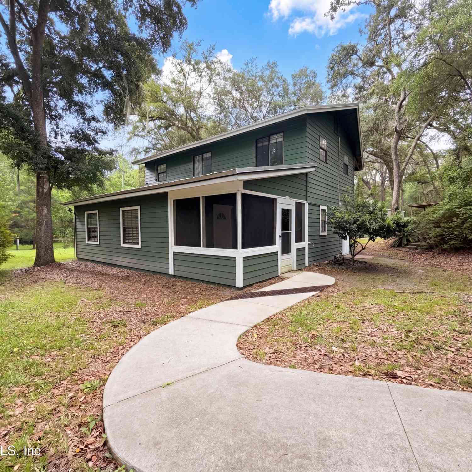 Homes For Sale - 94 Conifer Circle<br/> Middleburg, FL 32068