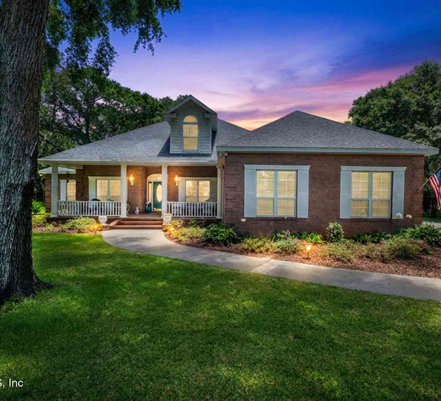 Homes For Sale - 3622 Via Del Mar Road<br/> Fernandina Beach, FL 32034