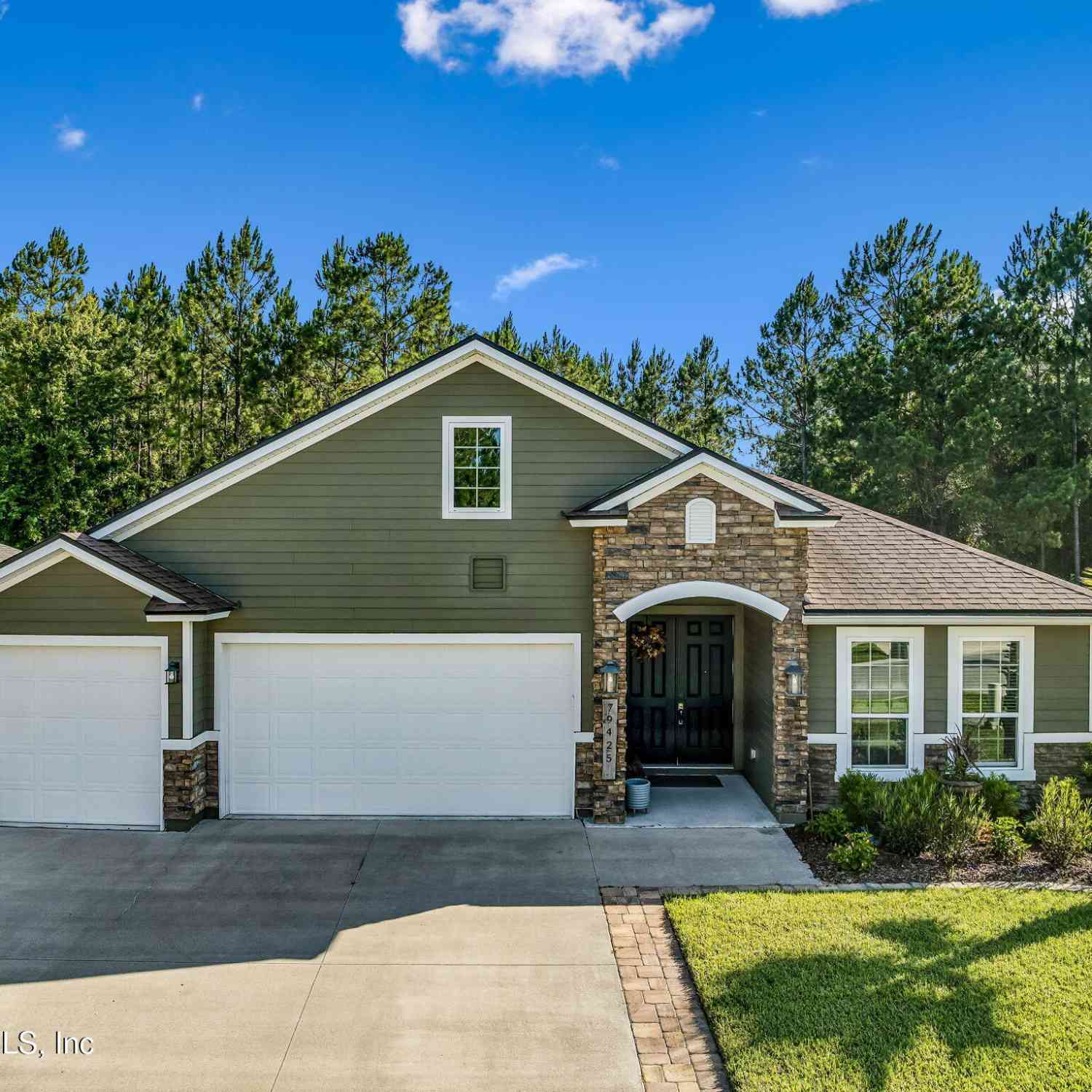 Homes For Sale - 79425 Plummers Creek Drive<br/> Nassau County, Yulee, FL 32097