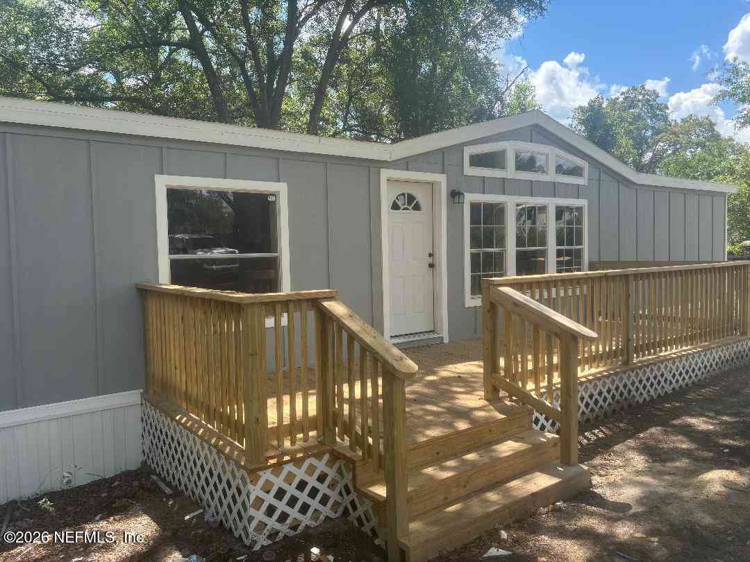 Mobile Home For Sale - 60 Plankton Avenue<br/> Middleburg, FL 32068