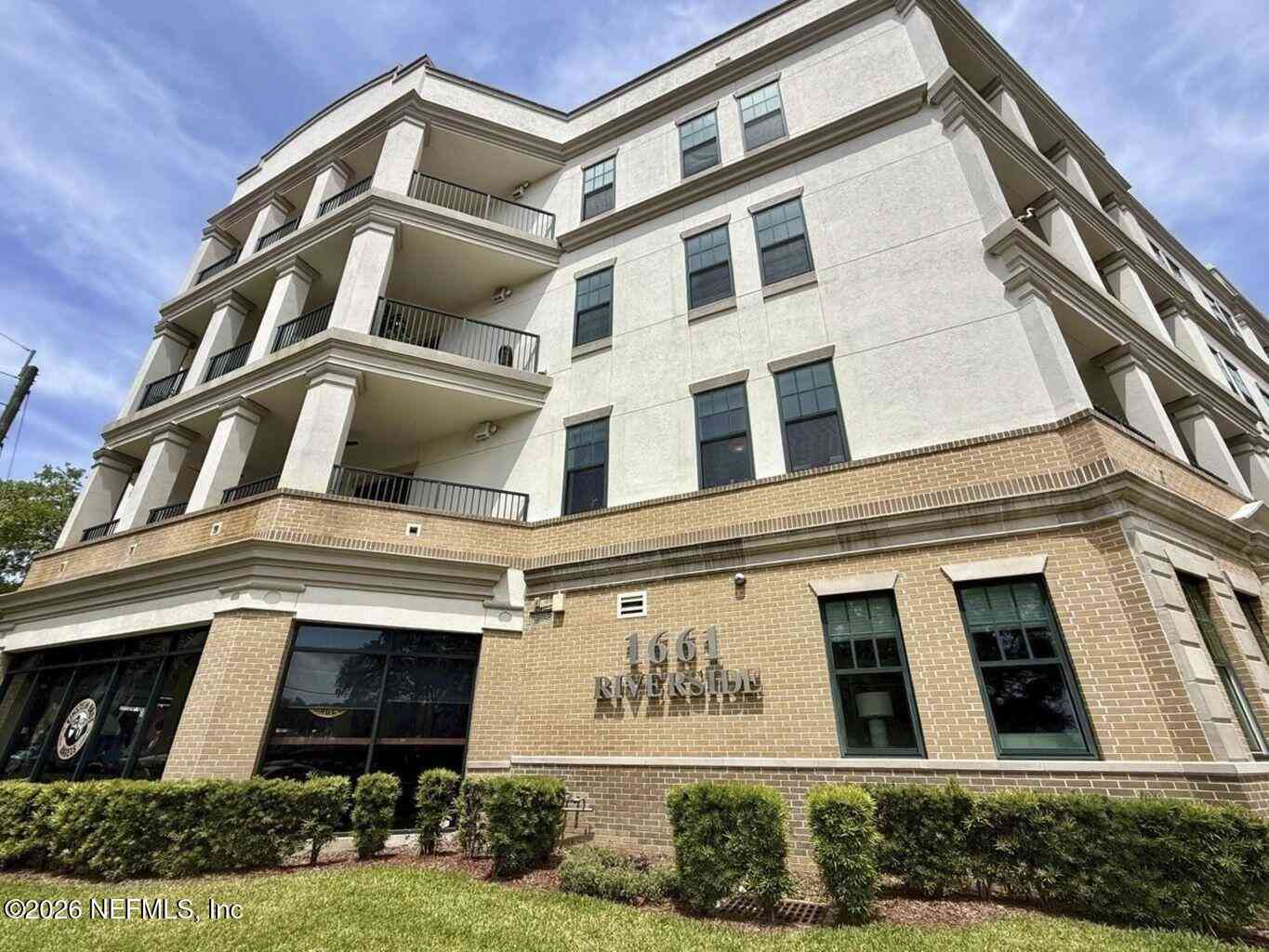 Condo For Rent - 1661 Riverside Avenue #415<br/> Jacksonville, FL 32204