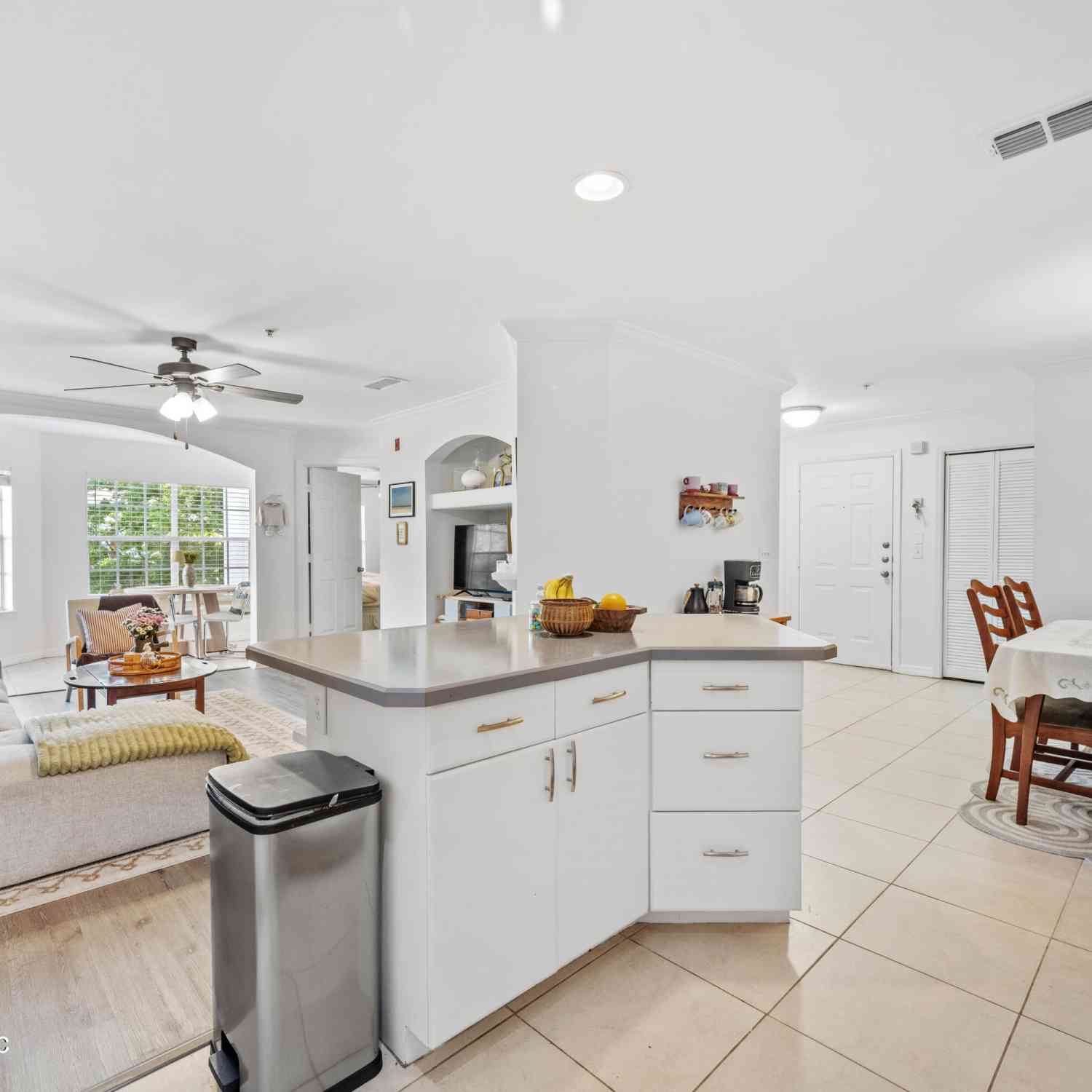 Condo For Sale - 3591 Kernan Boulevard #830<br/> Duval County, Jacksonville, FL 32224