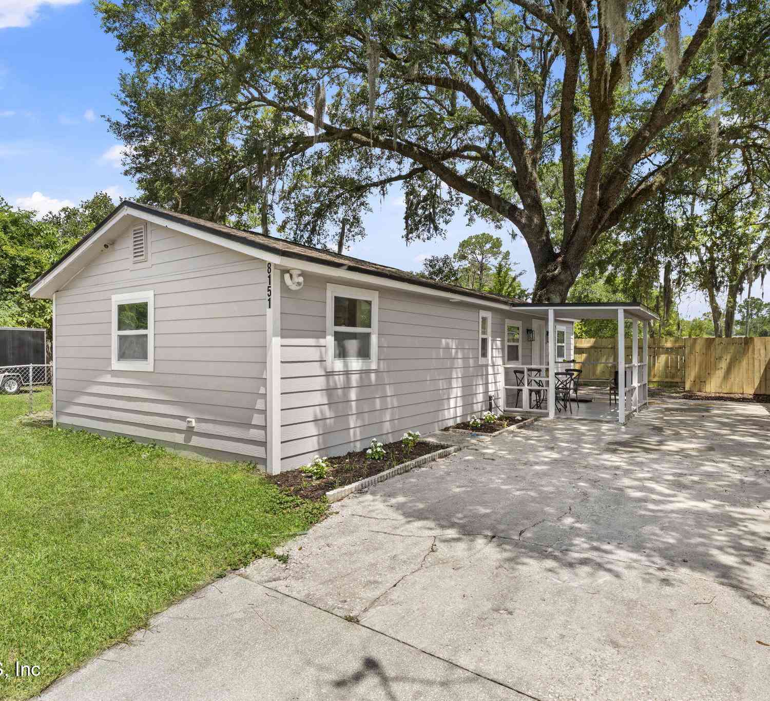 Homes For Sale - 8151 Mariner Street<br/> Jacksonville, FL 32220