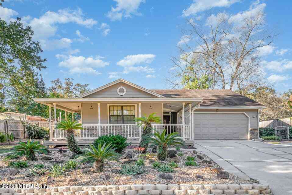 Homes For Sale - 790 Hickory Hill Drive<br/> Jacksonville, FL 32221