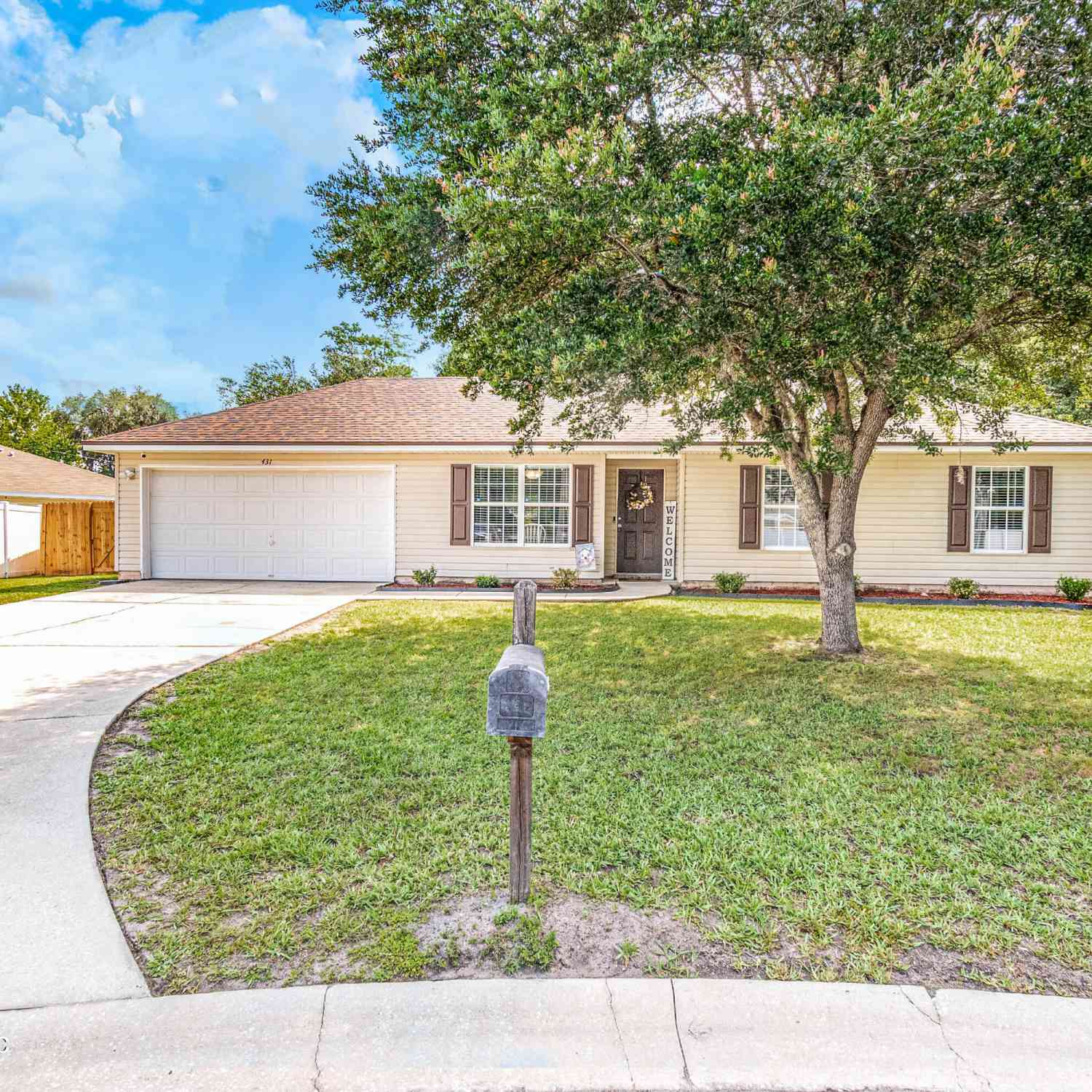 Homes For Sale - 431 Thomas Court<br/> Macclenny, FL 32063