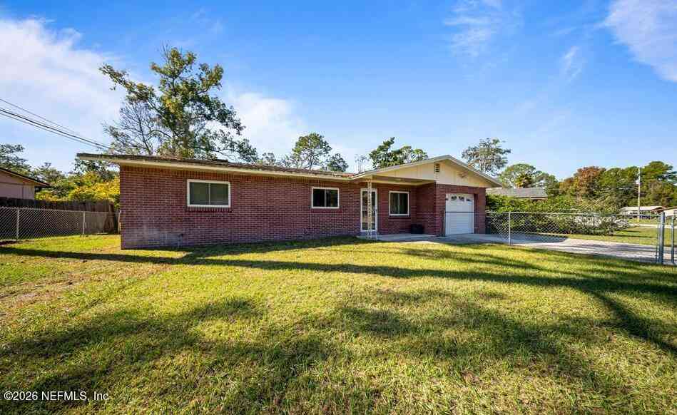 Homes For Sale - 8342 Barracuda Road<br/> Jacksonville, FL 32244