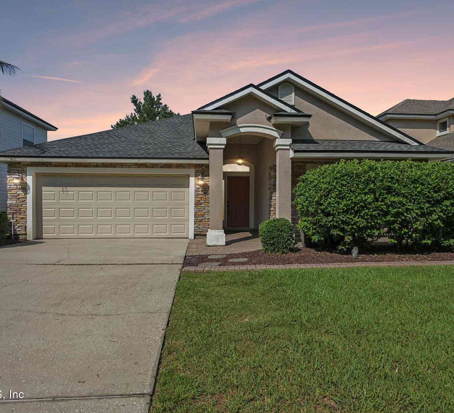 Homes For Sale - 980 Steeplechase Lane<br/> Orange Park, FL 32065