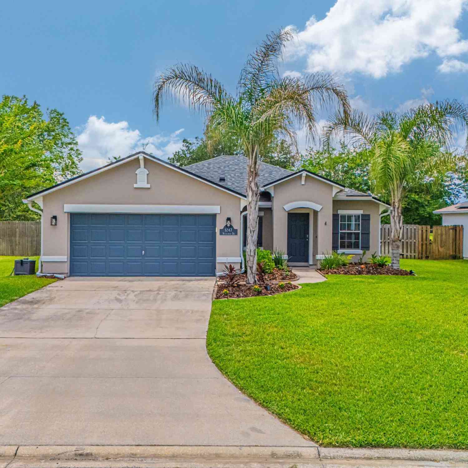 Homes For Sale - 1247 Nochaway Drive<br/> Saint Augustine, FL 32092
