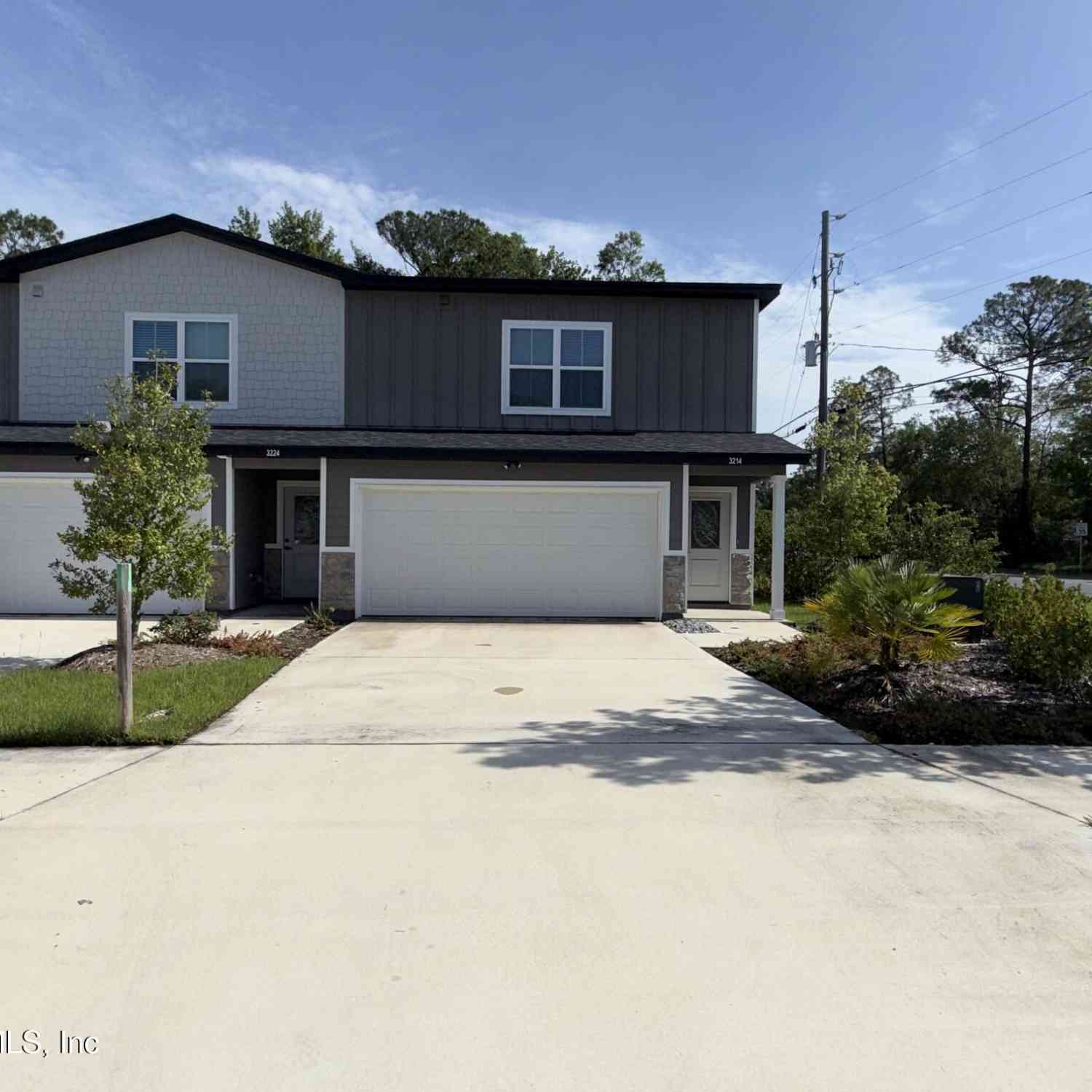 Townhouse For Rent - 3214 Isabella Court<br/> Clay County, Orange Park, FL 32065