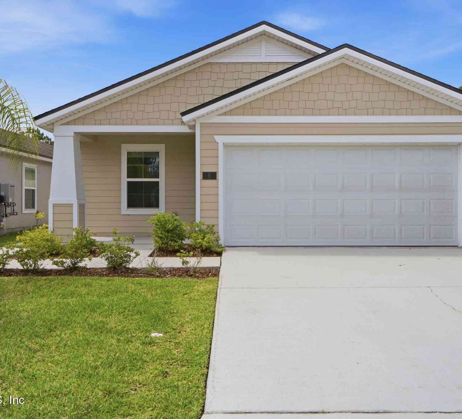 Homes For Sale - 5 Caddy Court<br/> Bunnell, FL 32110