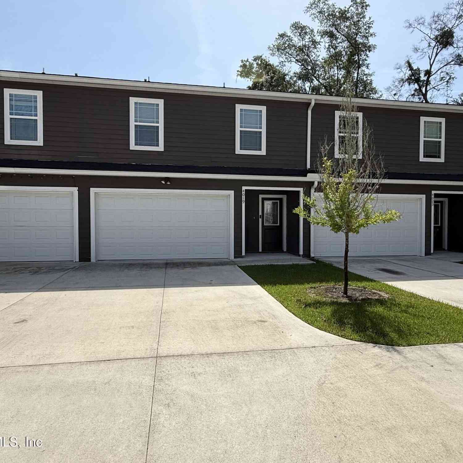Townhouse For Rent - 4019 Pine Hill Point<br/> Clay County, Green Cove Springs, FL 32043