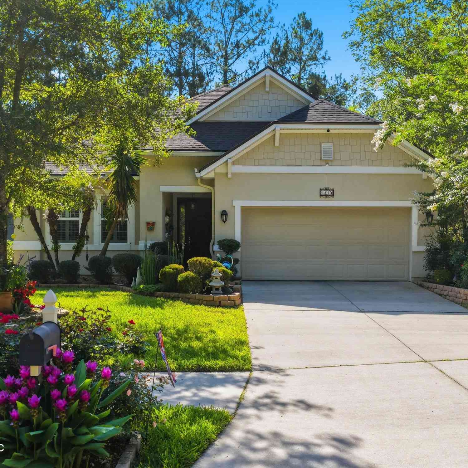 Homes For Sale - 1510 Creek Point Boulevard<br/> Jacksonville, FL 32218