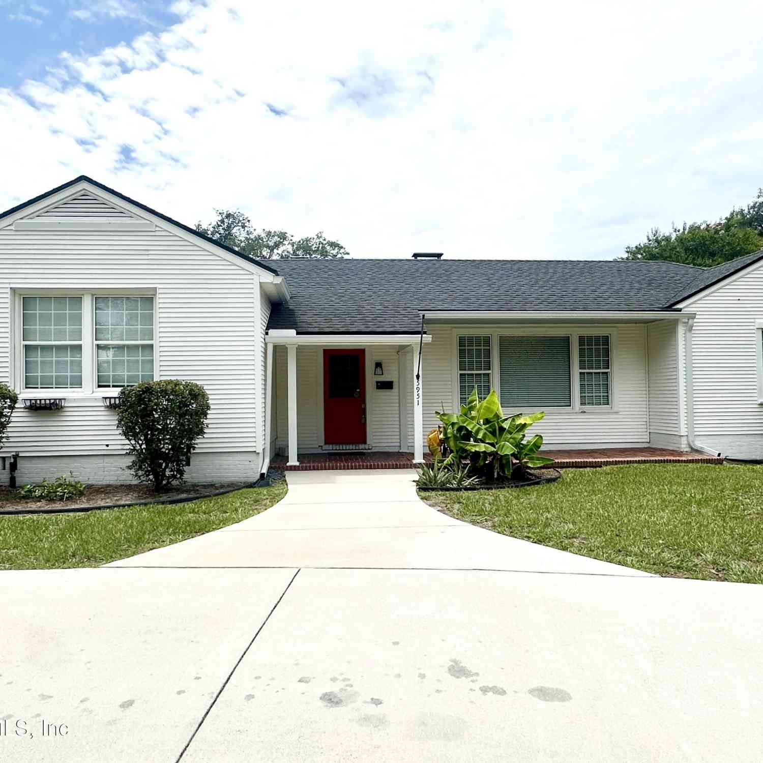 Homes For Rent - 5951 Clifton Avenue<br/> Jacksonville, FL 32211