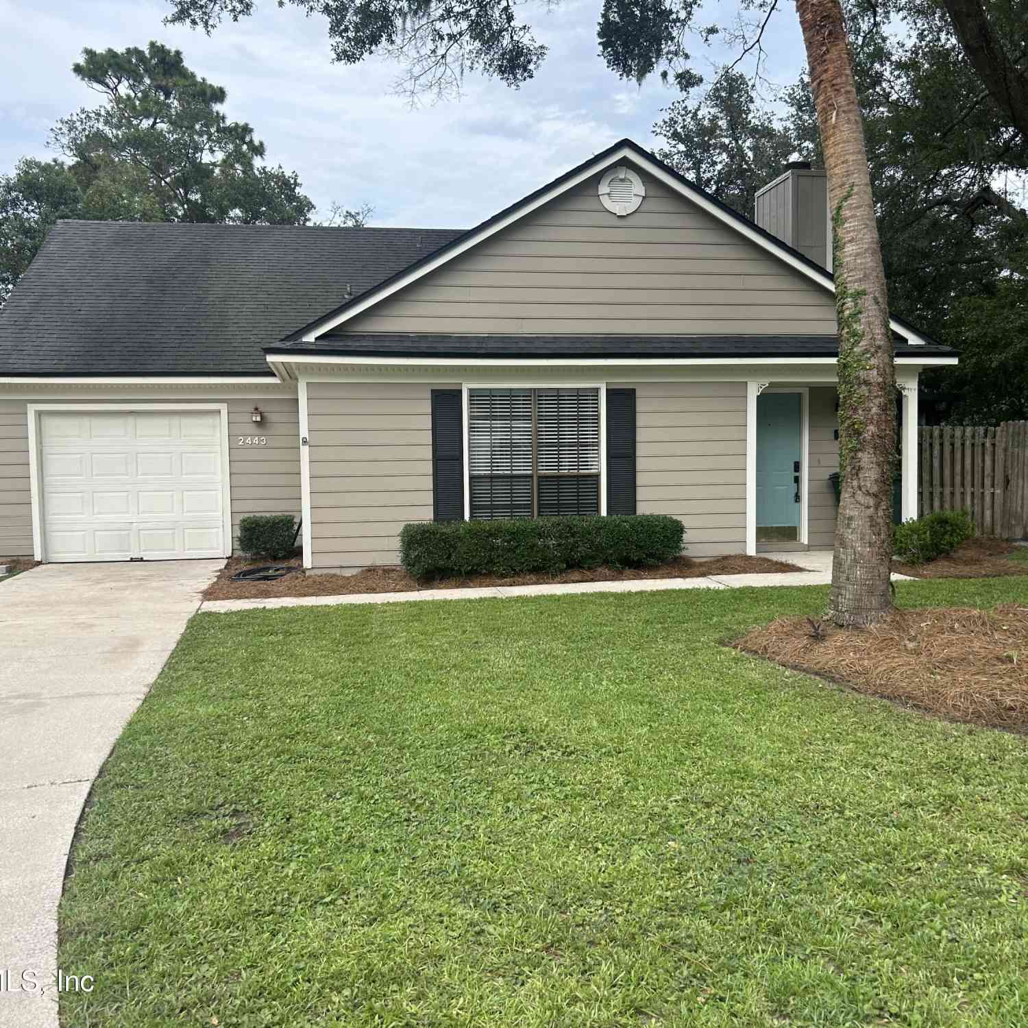 Homes For Rent - 2443 Footbridge Lane<br/> Jacksonville, FL 32224
