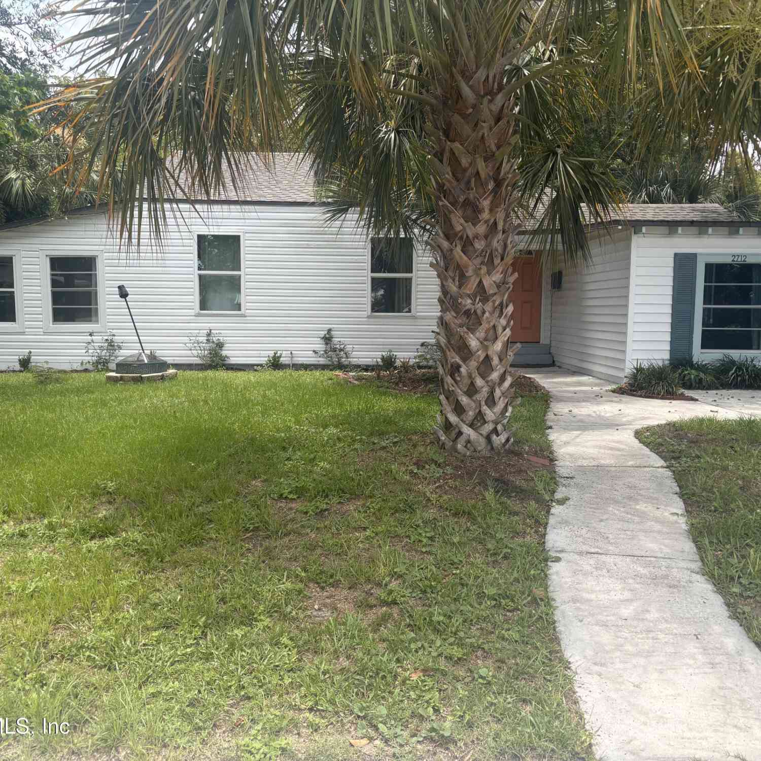Homes For Sale - 2712 Cherrywood Road<br/> Duval County, Jacksonville, FL 32210