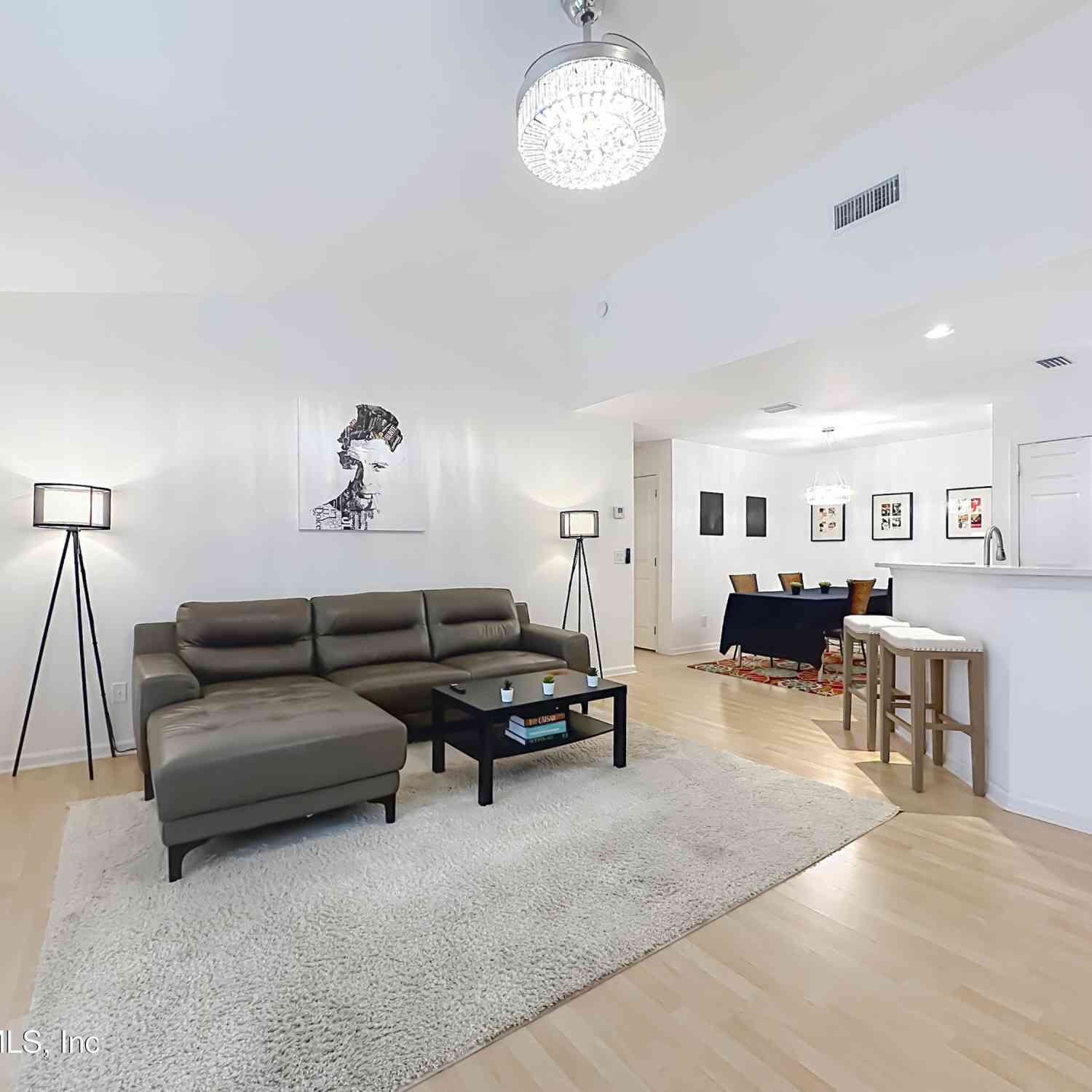 Condo For Sale - 13715 Richmond Park Drive #105<br/> Jacksonville, FL 32224
