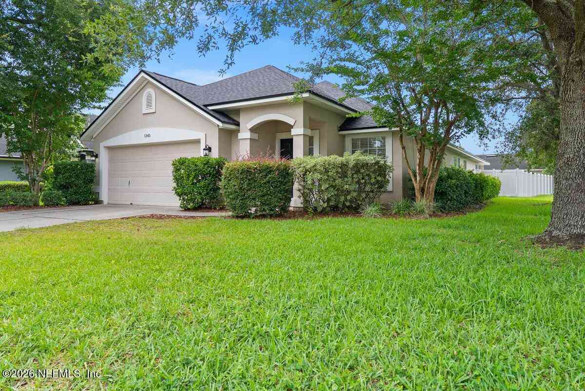 Homes For Sale - 1345 Woodlawn Drive<br/> Orange Park, FL 32065