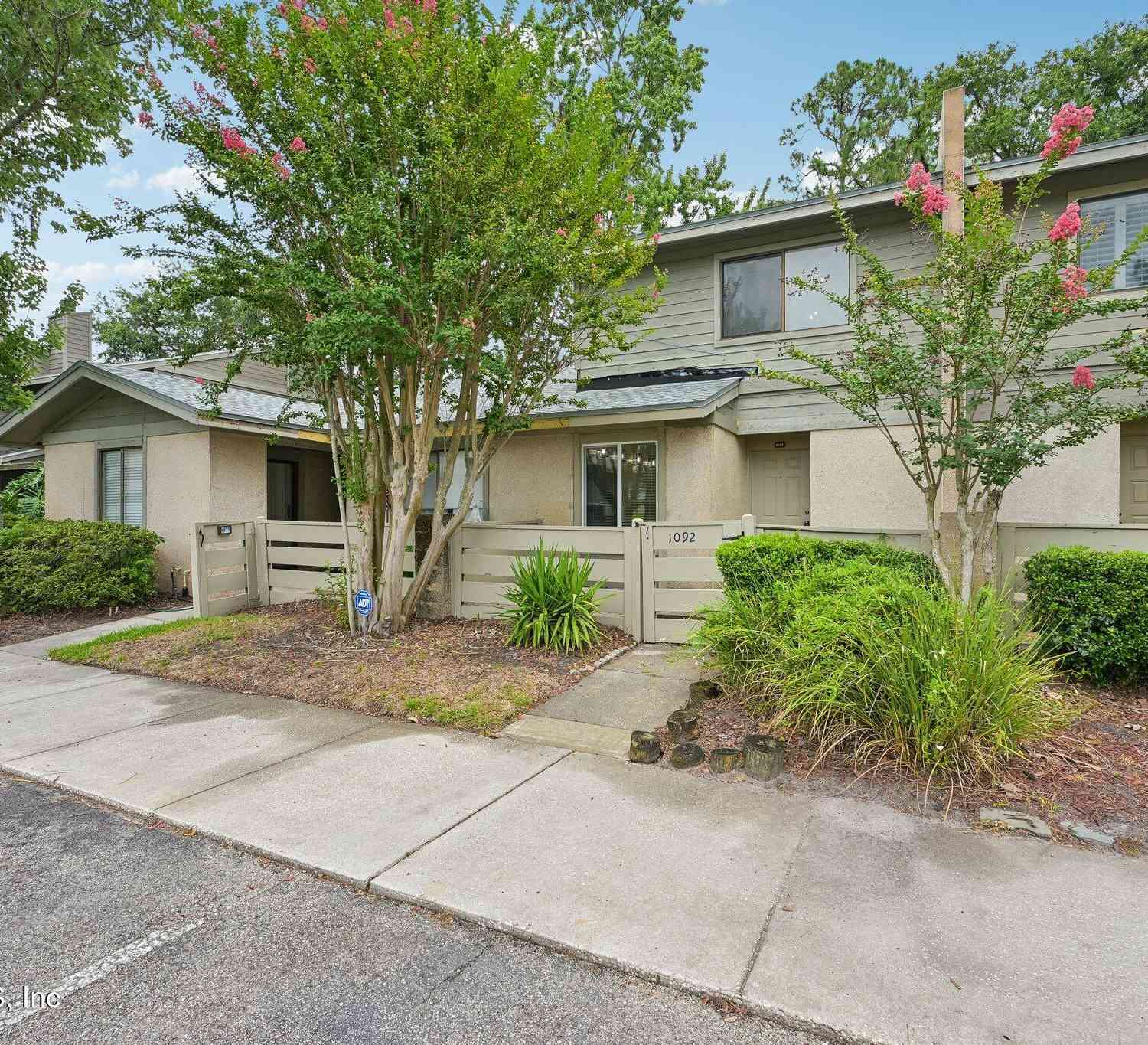 Condo For Sale - 7701 Baymeadows Circle #1092<br/> Jacksonville, FL 32256