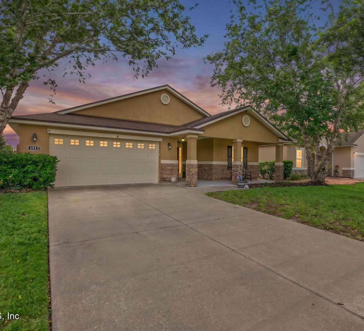 Homes For Sale - 1513 Lantern Light Trail<br/> Middleburg, FL 32068