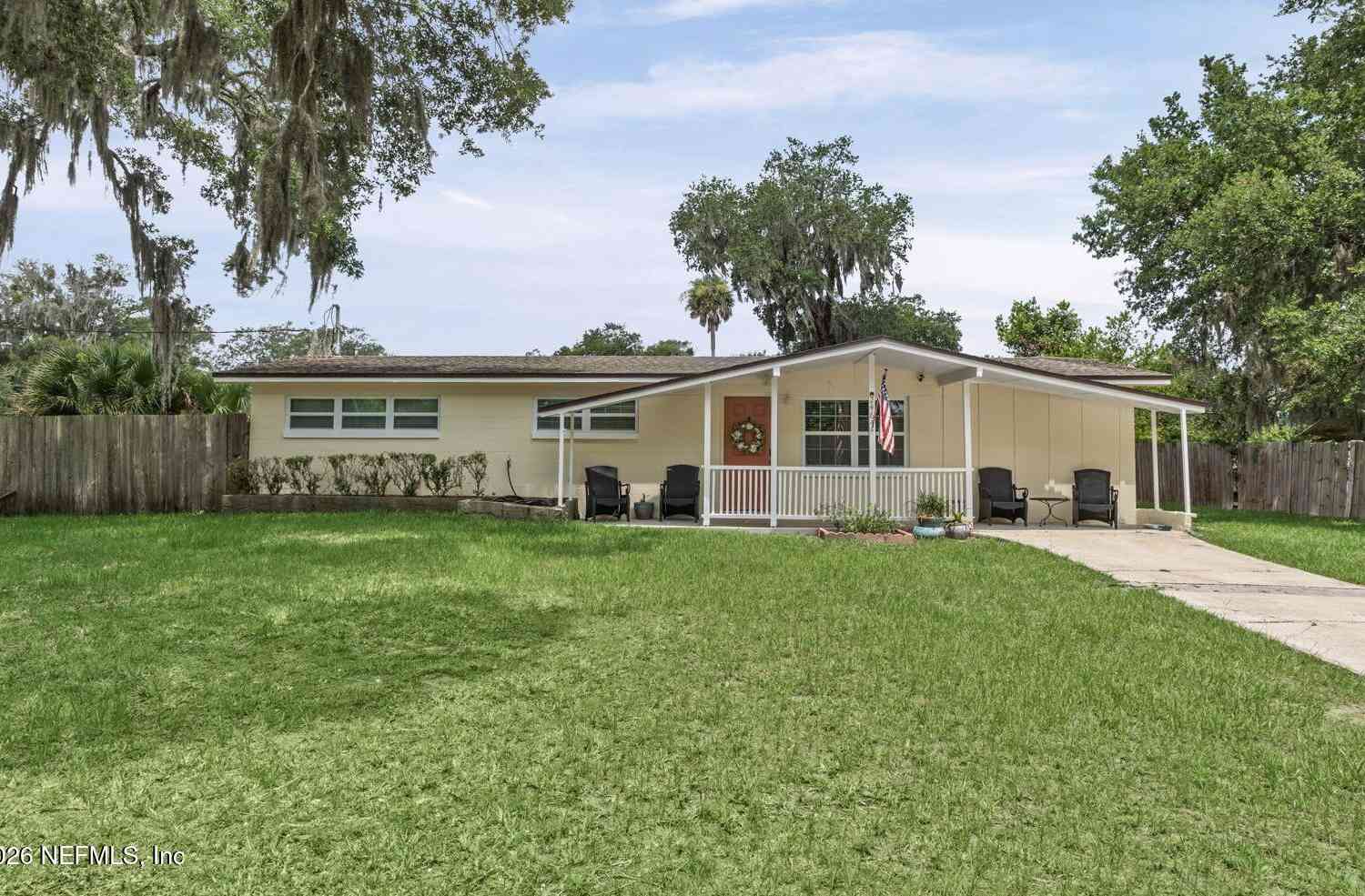 Homes For Sale - 2464 Spokane Avenue<br/> Atlantic Beach, FL 32233