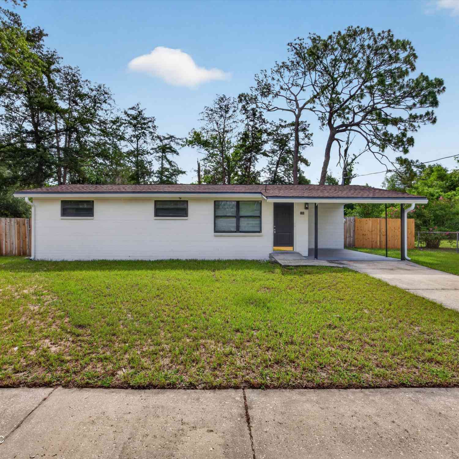 Homes For Sale - 184 Draco Street<br/> Orange Park, FL 32073
