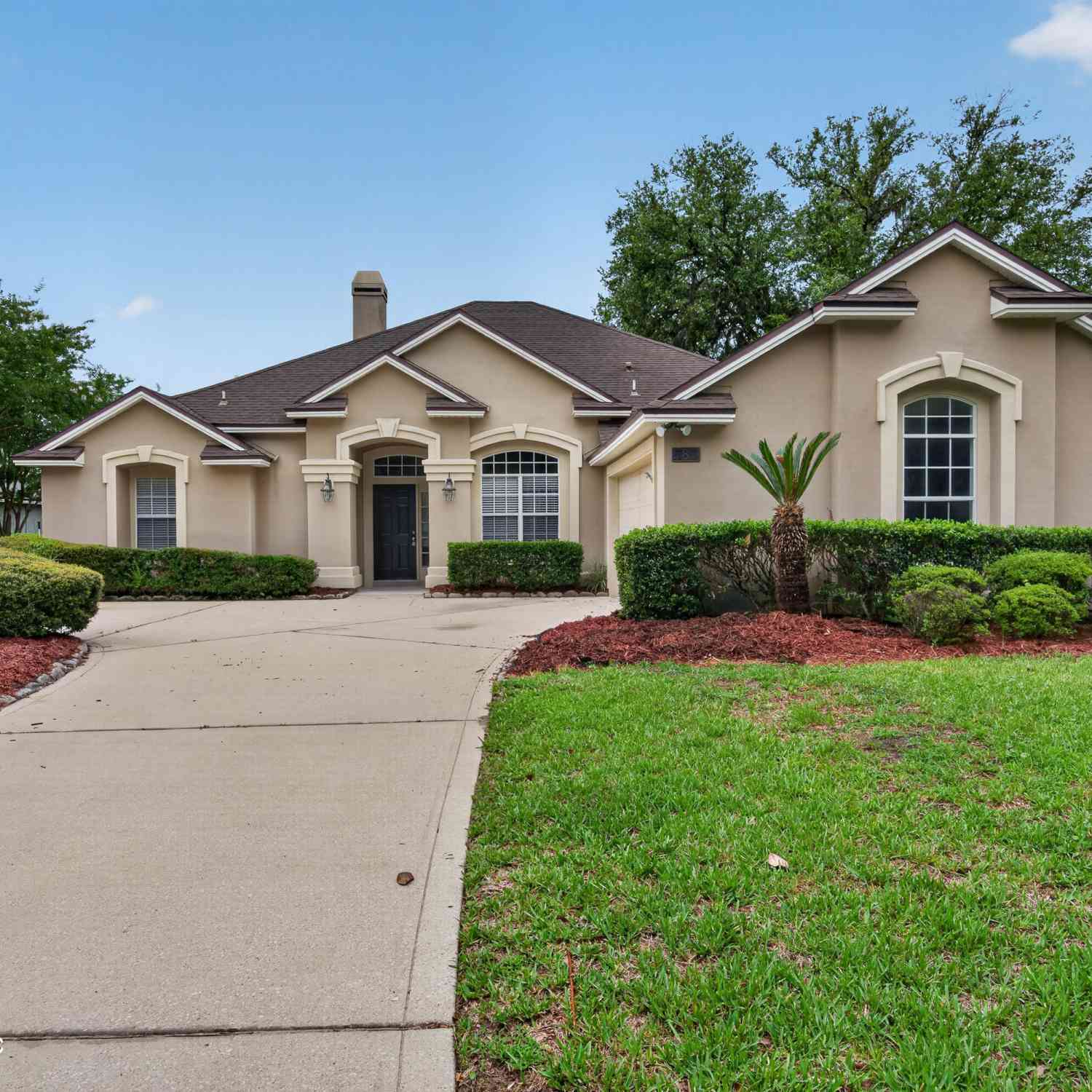 Homes For Sale - 587 Oakmont Drive<br/> Orange Park, FL 32073
