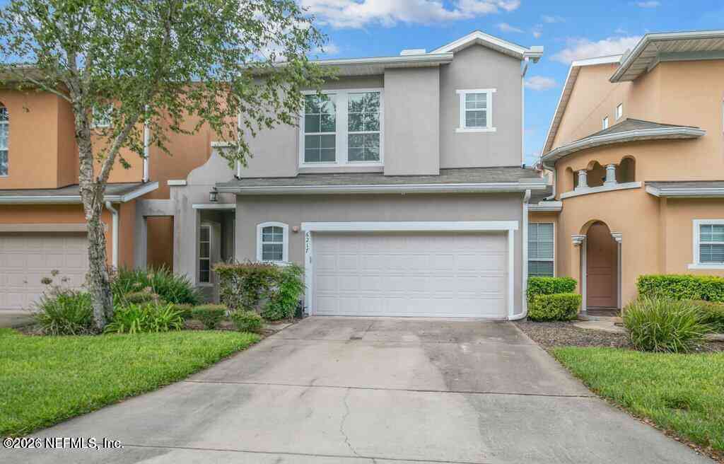 Townhouse For Rent - 6217 Eclipse Circle<br/> Duval County, Jacksonville, FL 32258