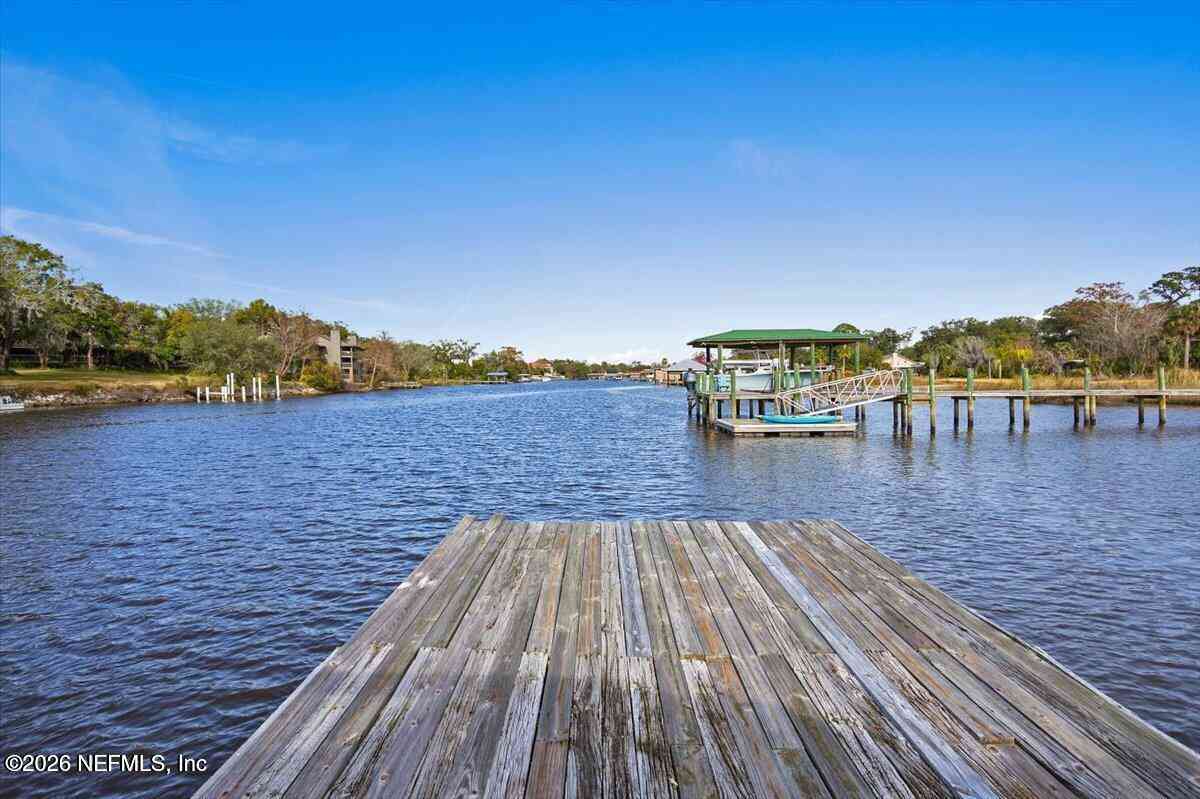 Homes For Sale - 502 Bay Ridge Road<br/> Jacksonville, FL 32216